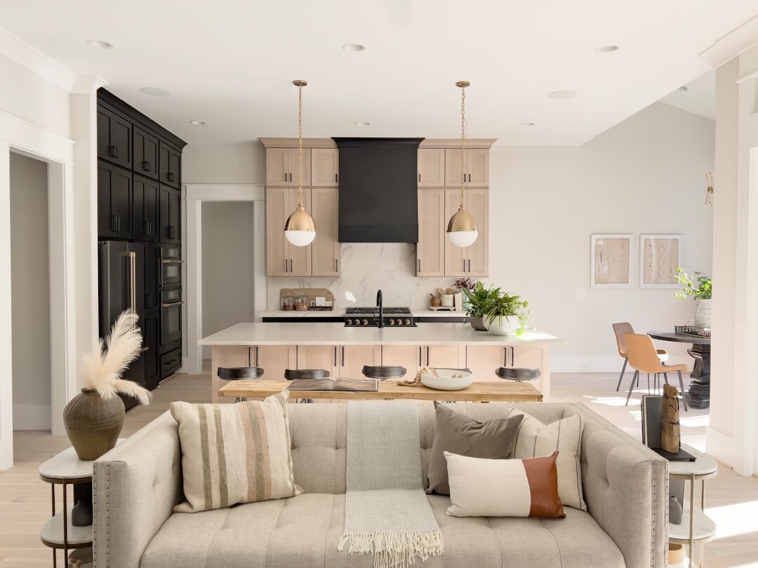 celebrity minimalist living room